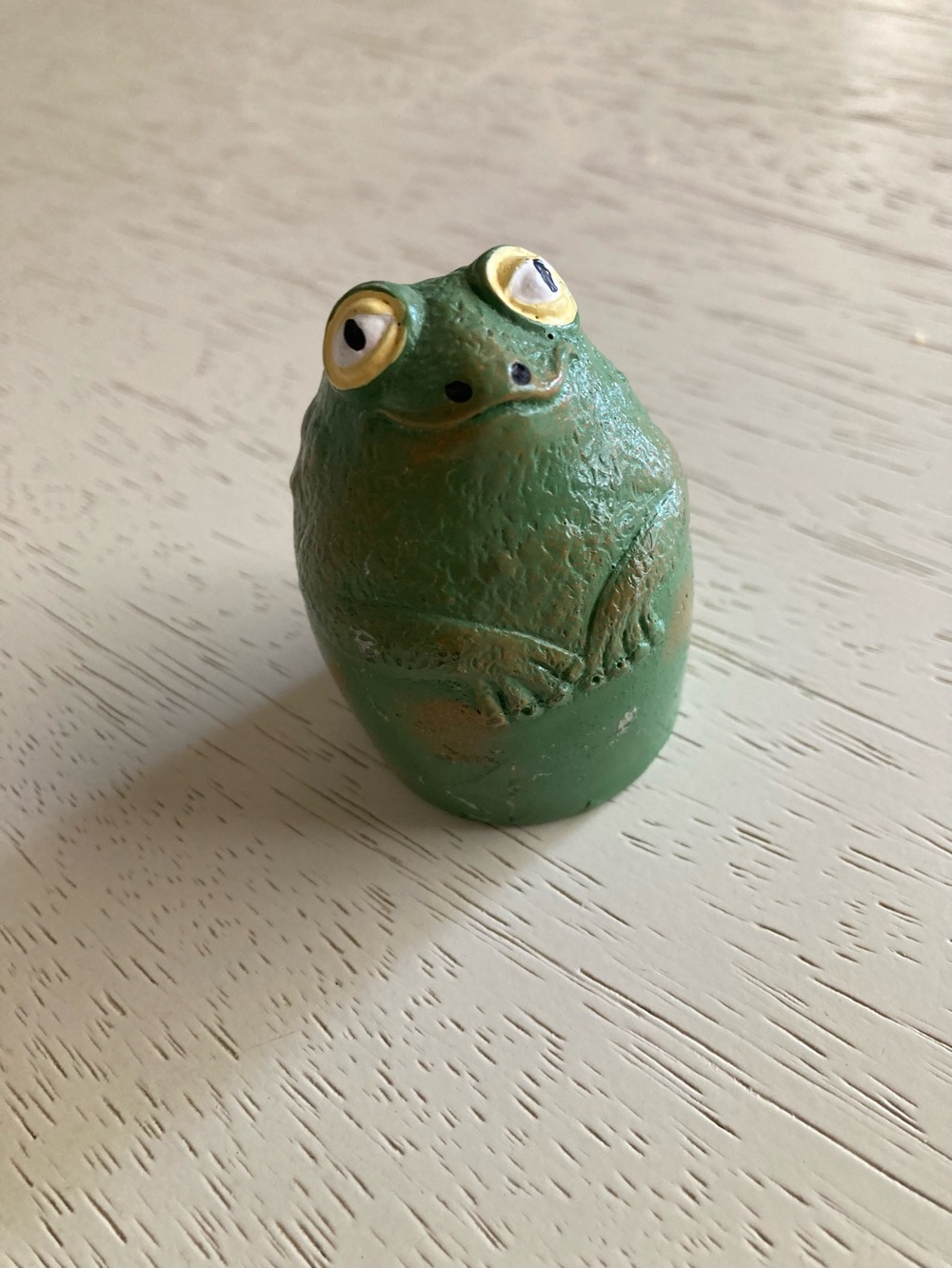 Vintage frog figurine
